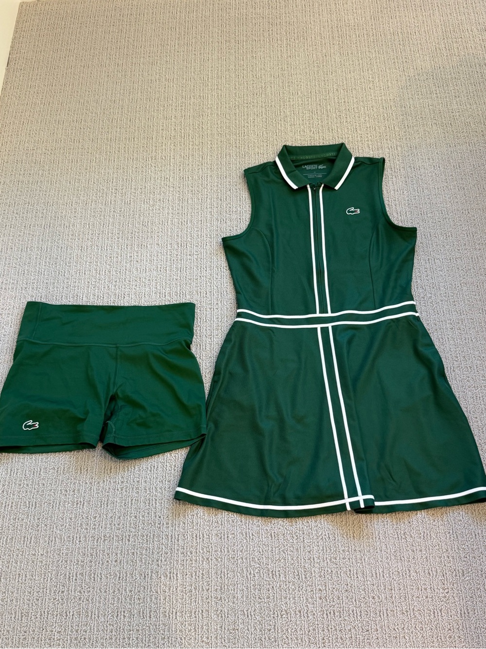 Lacoste Women’s Ultra Dry Heritage Trim Golf Dress - size 42 (XL) - Picture 1 of 3
